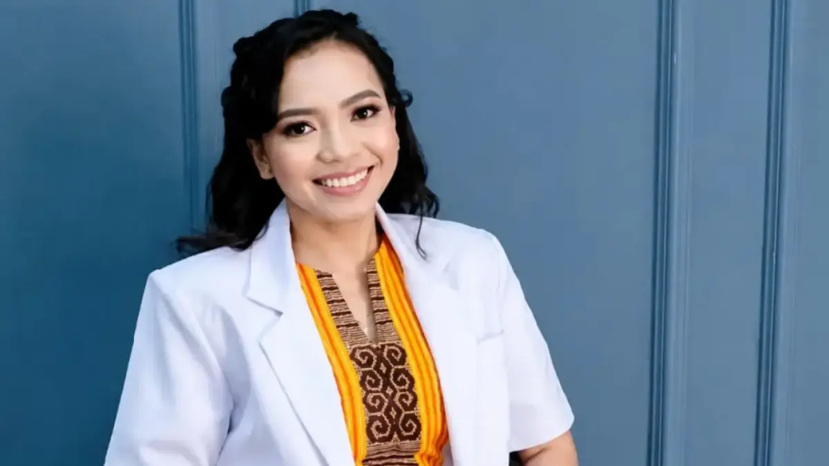 dr Eliza Princila Utami Pakaenoni alias dr Icha.