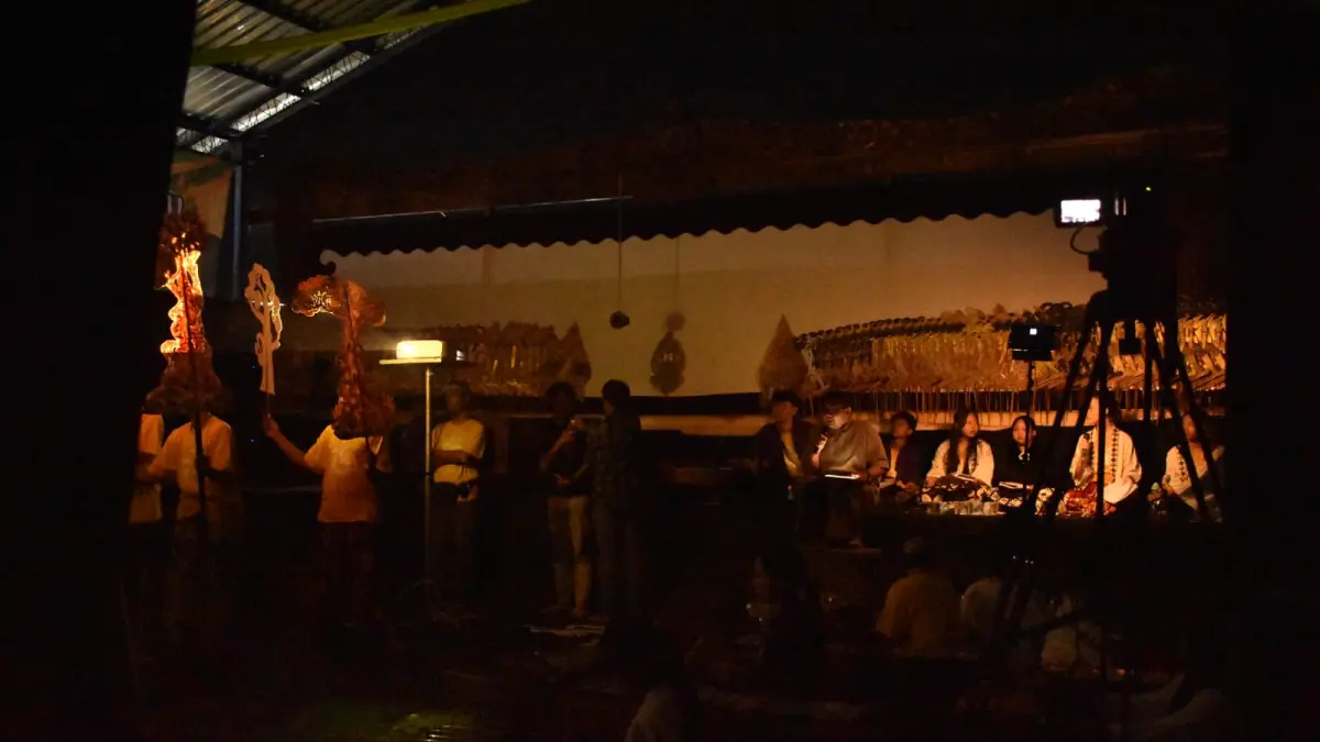 Pementasan ini bertujuan mengembangkan model pendidikan ekoteologi melalui seni wayang tradisi yang dipadukan dengan teknologi animasi digital. (DOK.ISI SURAKARTA) 