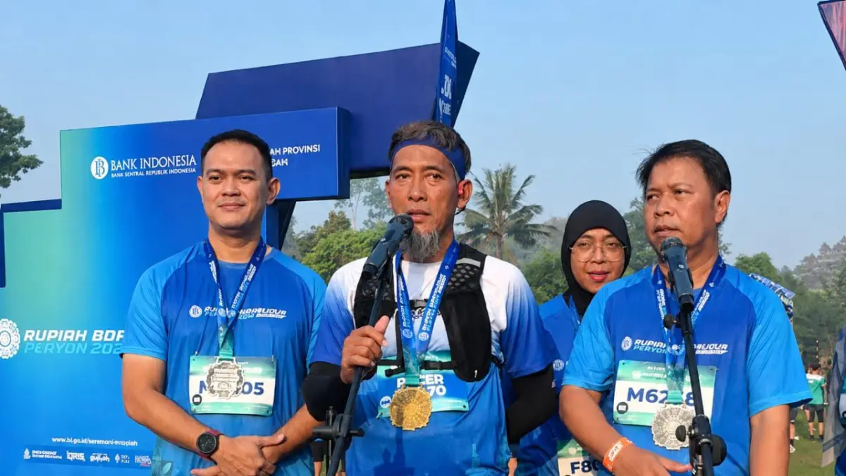 Sekda Provinsi Jateng Sumarno (tengah). (Humas Pemprov Jateng)