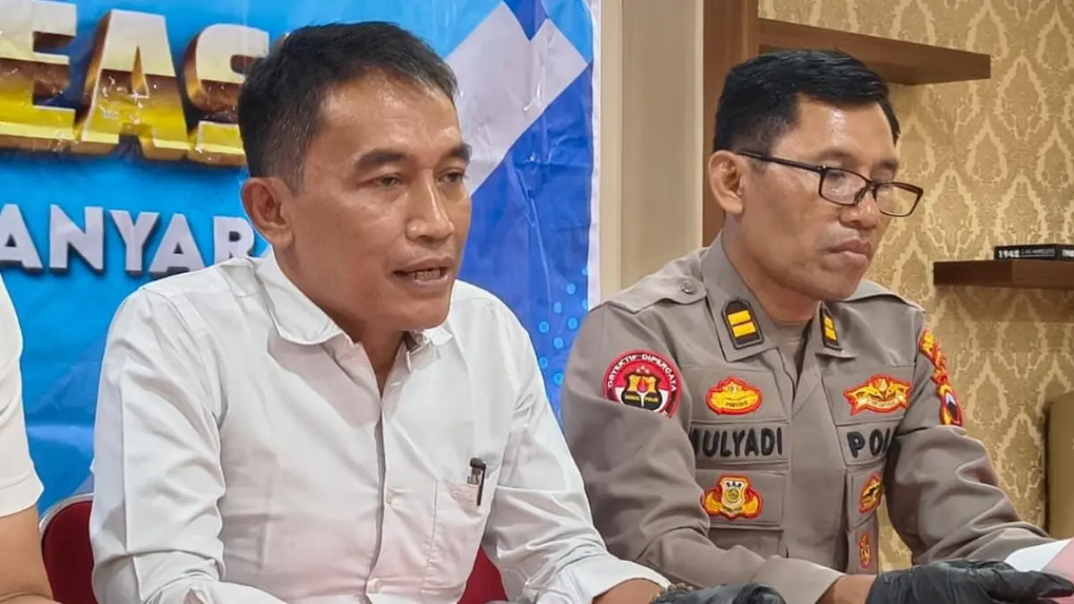 Kasat Reskrim Polres Karanganyar AKP Wikan Sri Kadiono (kiri). (Rudi Hartono/Radar Solo)
