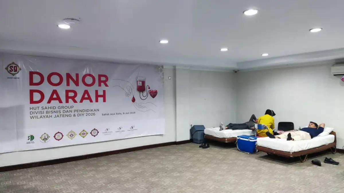 Sahid Group Divisi Bisnis dan Pendidikan wilayah Jawa Tengah dan Daerah Istimewa Yogyakarta (DIY) menggelar aksi donor darah massal di Hotel Sahid Jaya Solo, Kamis (9/7/2026). (JALU/RADAR SOLO)
