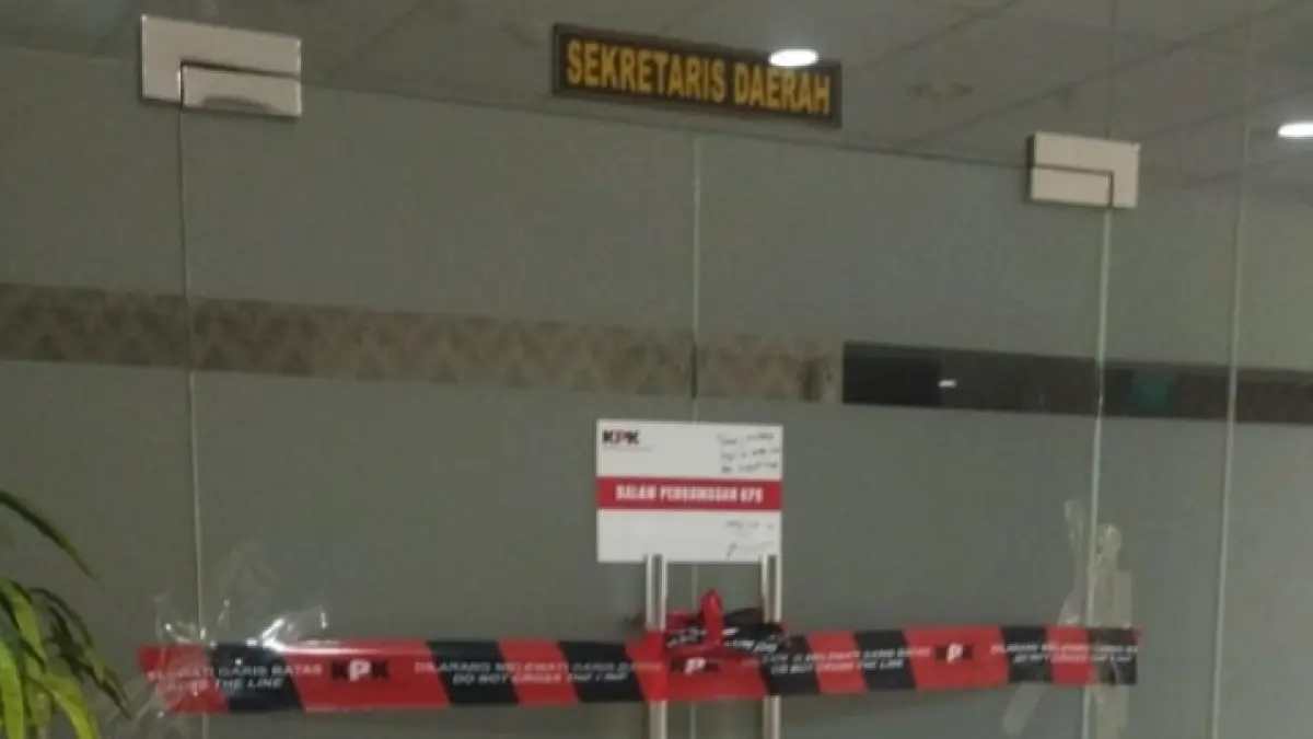 Ruang Sekda Sukoharjo disegel KPK. (Iwan Kawul/Radar Solo