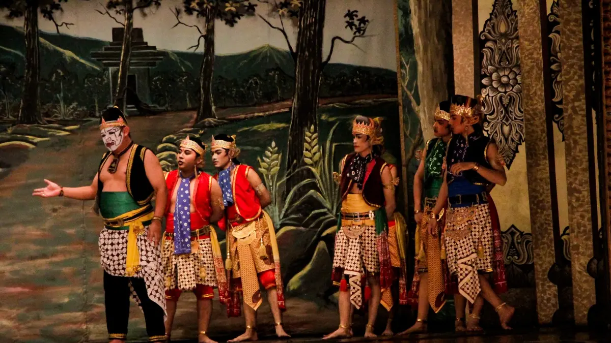 Wayang Orang Sriwedari jadi ajang edukasi remaja. (M Ihsan/Radar Solo)