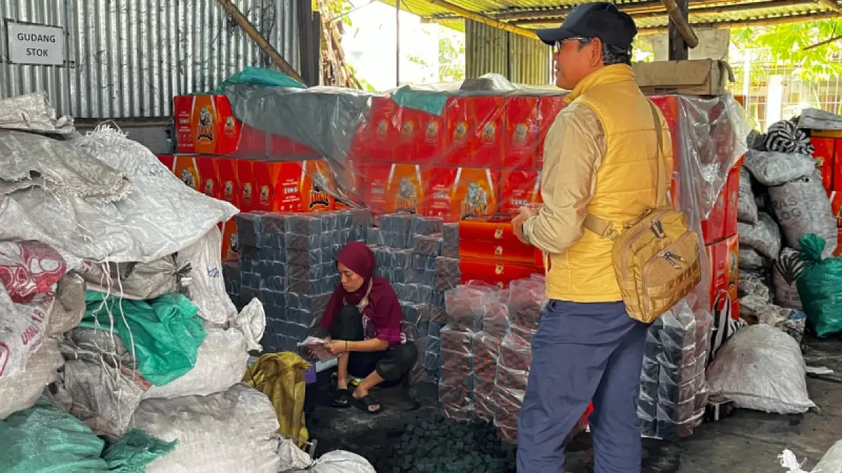 KREATIF: CV. Harico sukses menembus pasar internasional setelah sukses memanfaatkan limbah batok kelapa. (ISTIMEWA)