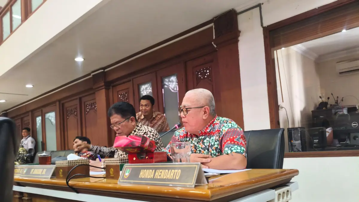 Sidang paripurna DPRD Kota Solo tentang rencana KUA-PPAS 2027 diwarnai interupsi dari beberapa anggota FPDIP.