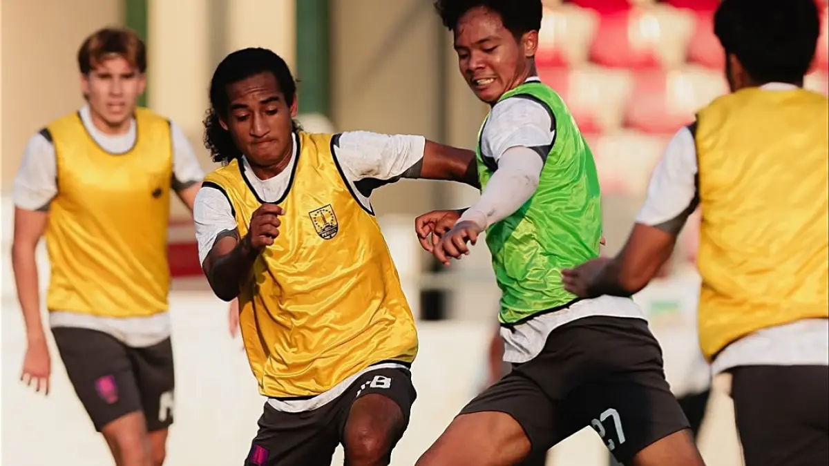 Pemain Persis Solo jalani latihan rutin di Lapangan Kota Barat. (Tim Media Persis Solo) 