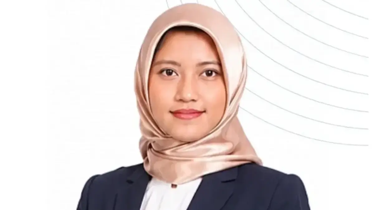 Sosok Aisyah Zakkiyah yang ditunjuk sebagai Komisaris PT PP (Persero) Tbk atau PTPP. (Sumber: X/@bilbiils_)