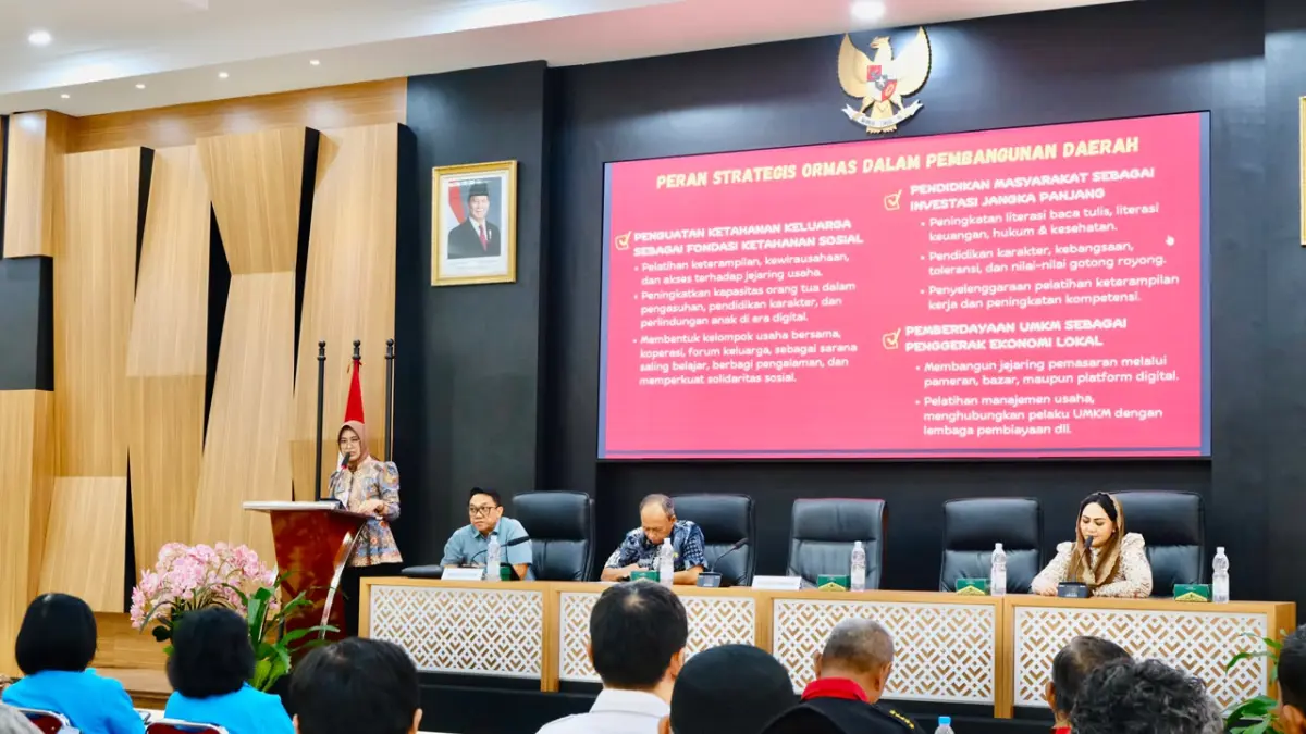 Pemkot bergandeng tangan dengan ormas-ormas di Solo untuk membangun Kota Solo. (Silvester Kurniawan/Radar Solo) 