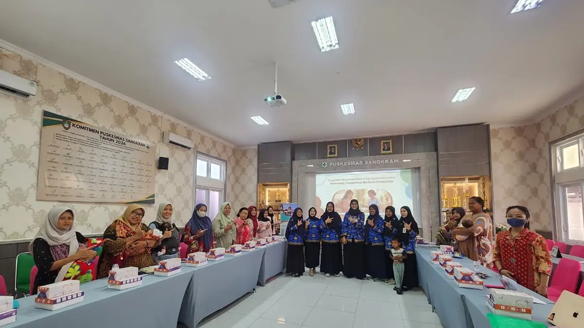 Prodi D3 Kebidanan Sekolah Vokasi UNS gelar kegiatan pengabdian kepada masyarakat bertajuk Pendampingan Perawatan Postpartum Berbasis Komunitas di Puskesmas Sangkrah, Kota Surakarta. (DOK.UNS) 
