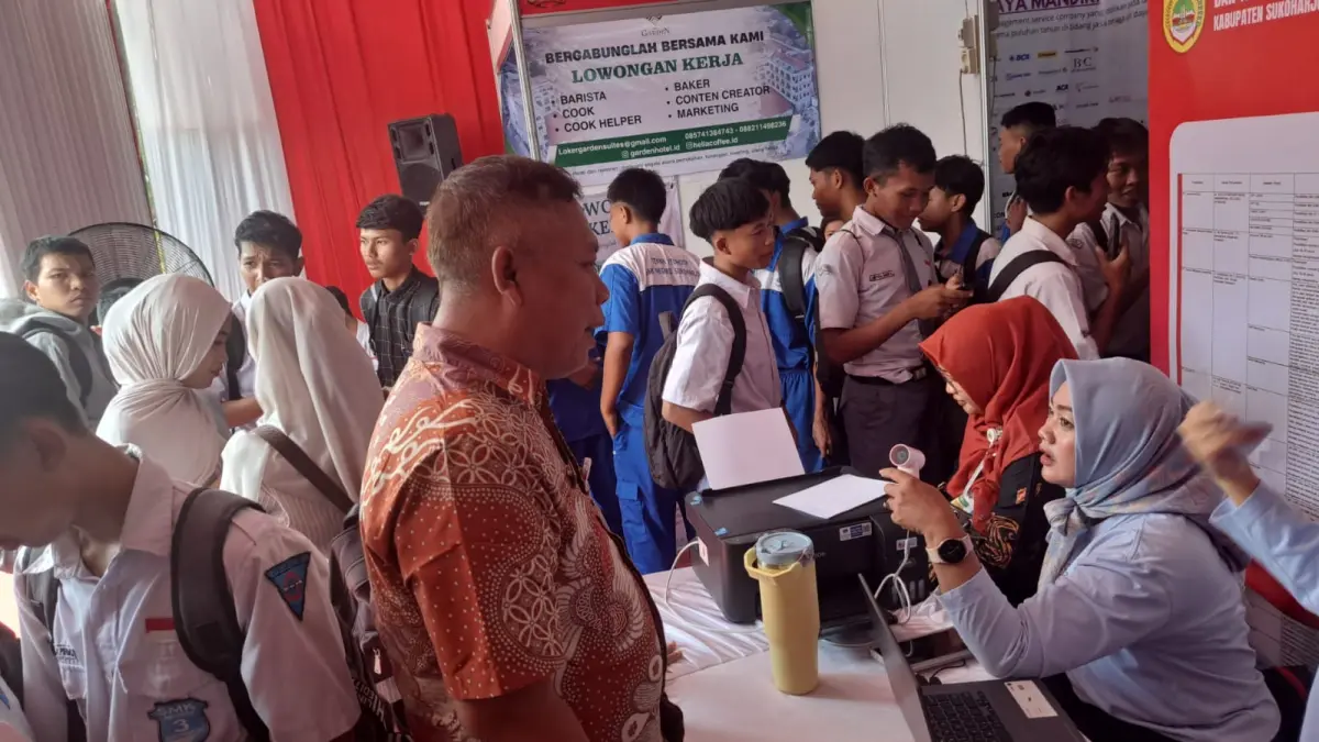 Job Fair dalam rangka Hari Lahir Ke-80 Kabupaten Sukoharjo di Sentra Niaga The Park Mall Solo Baru, Kecamatan Grogol, 16-18 Juli 2026. (Iwan Kawul/Radar Solo)