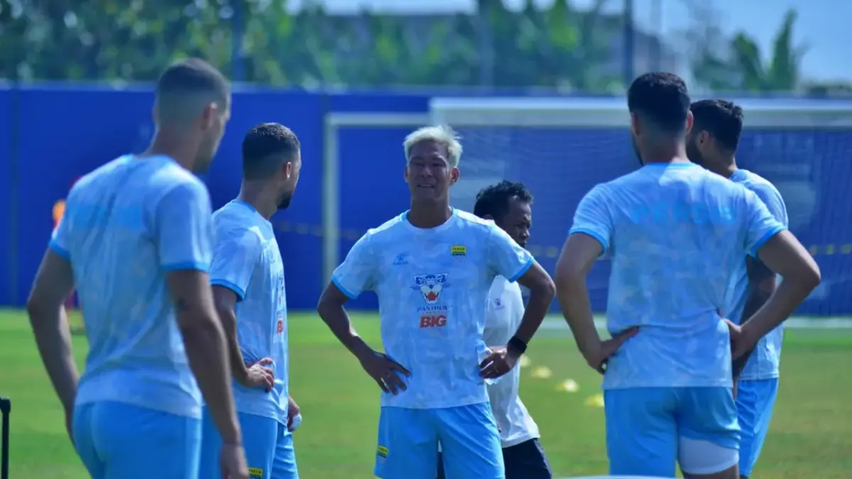 Pemain Persib Bandung saat menjalani latihan jelang Piala Presiden 2026. (Dok Persib)

 
