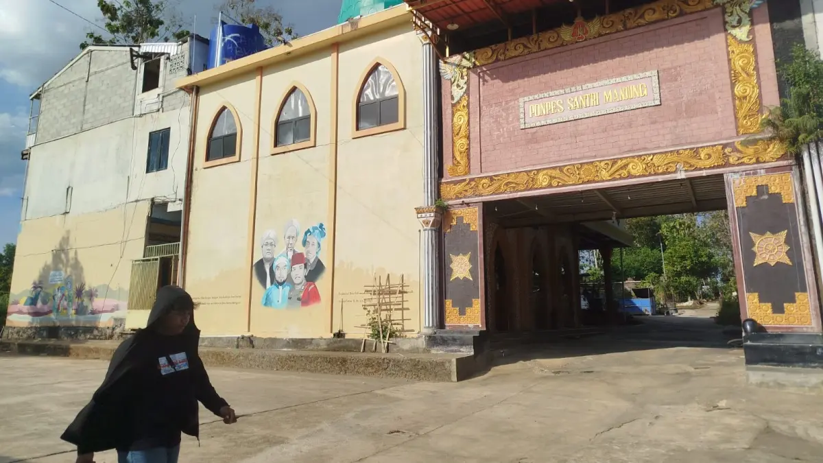 Kondisi Ponpes Santri Manjung di Desa Manjung, Kecamatan Wonogiri Kota setelah Bripka E, pendiri Ponpes setempat menjadi tersangka asusila. (IWAN ADI/RADAR SOLO)