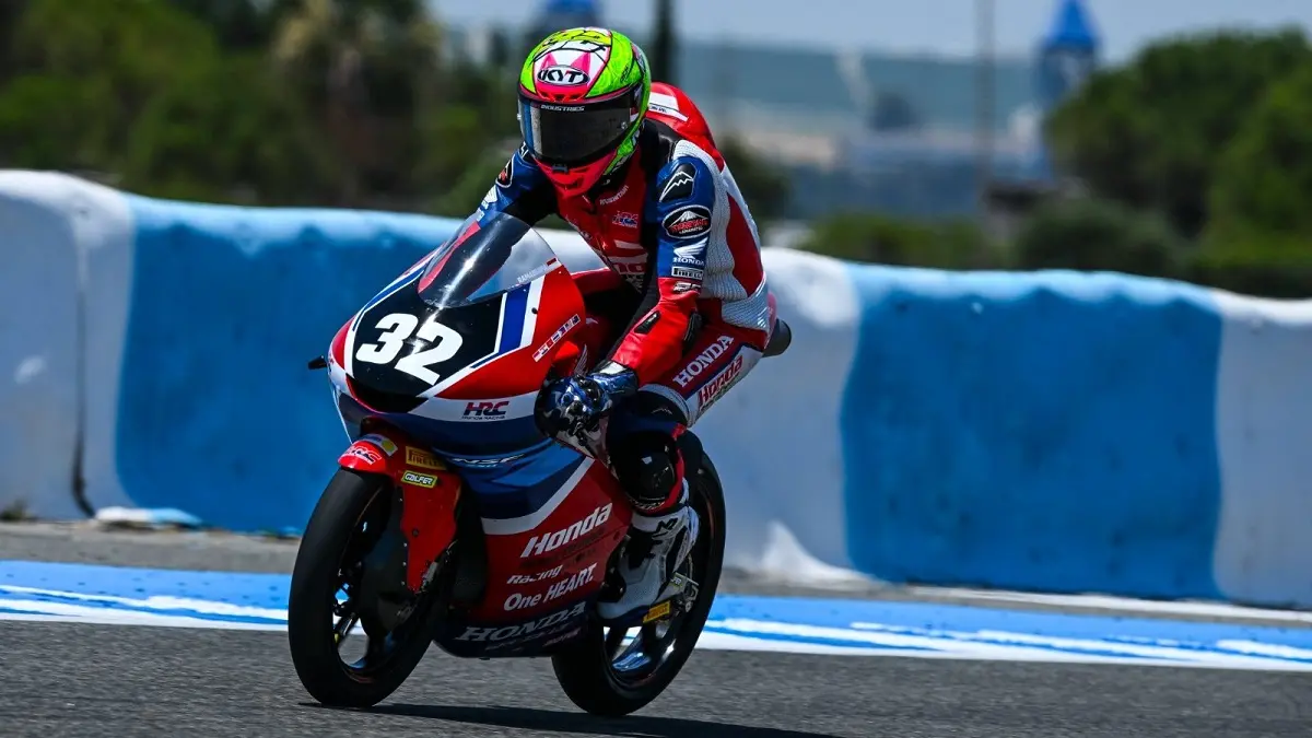 Pebalap muda binaan PT Astra Honda Motor (AHM) M. Kiandra Ramadhipa bertekad mempertahankan performa impresifnya sebelum memasuki masa jeda musim panas. (DOK.HONDA)