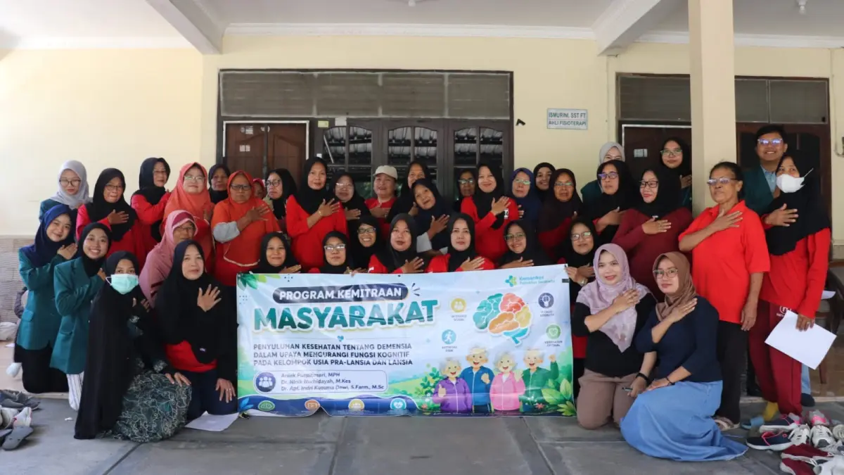 BERSINERGI: Poltekkes Kemenkes Surakarta menggelar PKM di Desa Kemiri, Kecamatan Kebakkramat, Karanganyar, Minggu (26/7).
