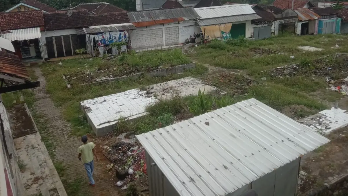 Kondisi Pasar Slogohimo Wonogiri belum lama ini. (IWAN ADI/RADAR SOLO)