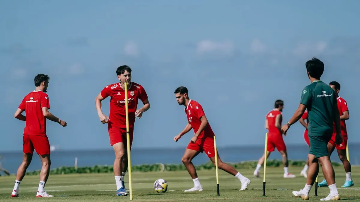 Pemain timnas Indonesia saat latihan bersama untuk mempersiapakan mengarungi ASEAN Championship 2026 di Bali United Training Center Pantai Purnama Gianyar, Bali.(Dokumentasi Bali United)