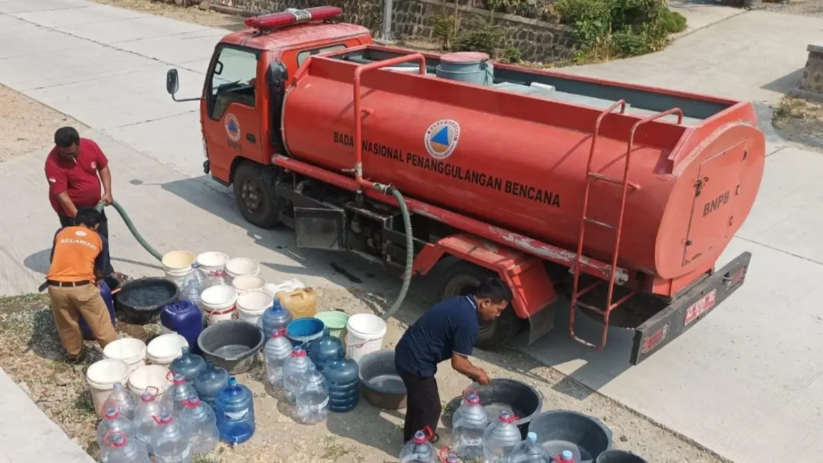 BPBD Wonogiri kirimkan air bersih ke wilayah terdampak kekeringan. (ISTIMEWA)
