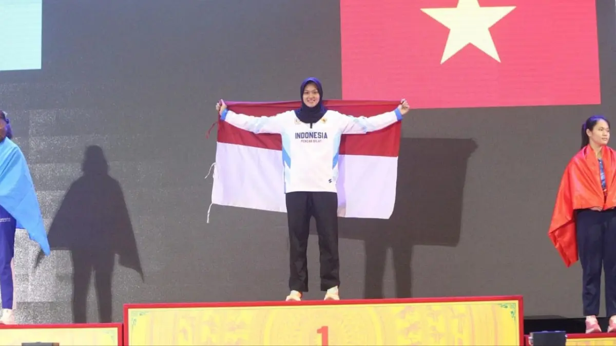 Mahasiswa UMS Kirana Tias Savira raih emas 10th Asian Pencak Silat Championship 2026 di Dong Nai, Vietnam, belum lama ini. (Dok. Pribadi)