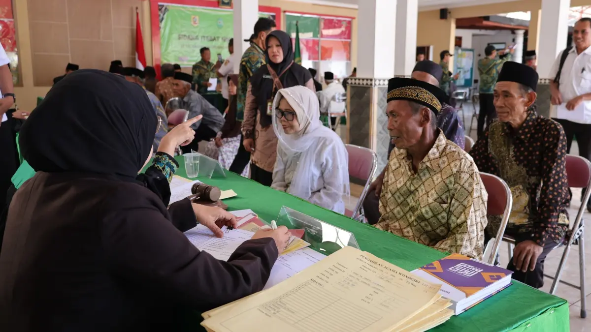 Peserta sidang itsbat nikah terpadu di pendapa Kecamatan Jatipurno, Wonogiri, Rabu (29/7/2026). (Dok. Prokopim Setda Wonogiri)
