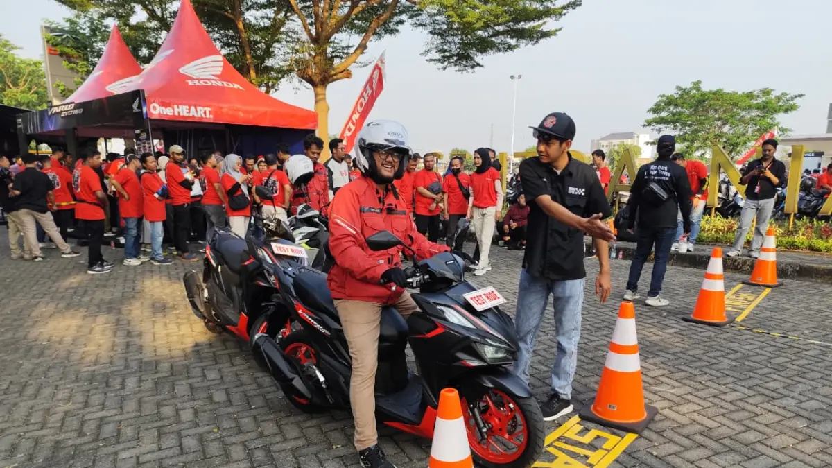Honda Jateng Satukan 1000 Pengguna Vario di Konco Var1000, Honda Vario Evo 160 Resmi Mengaspal di Solo Raya (RADAR SOLO)