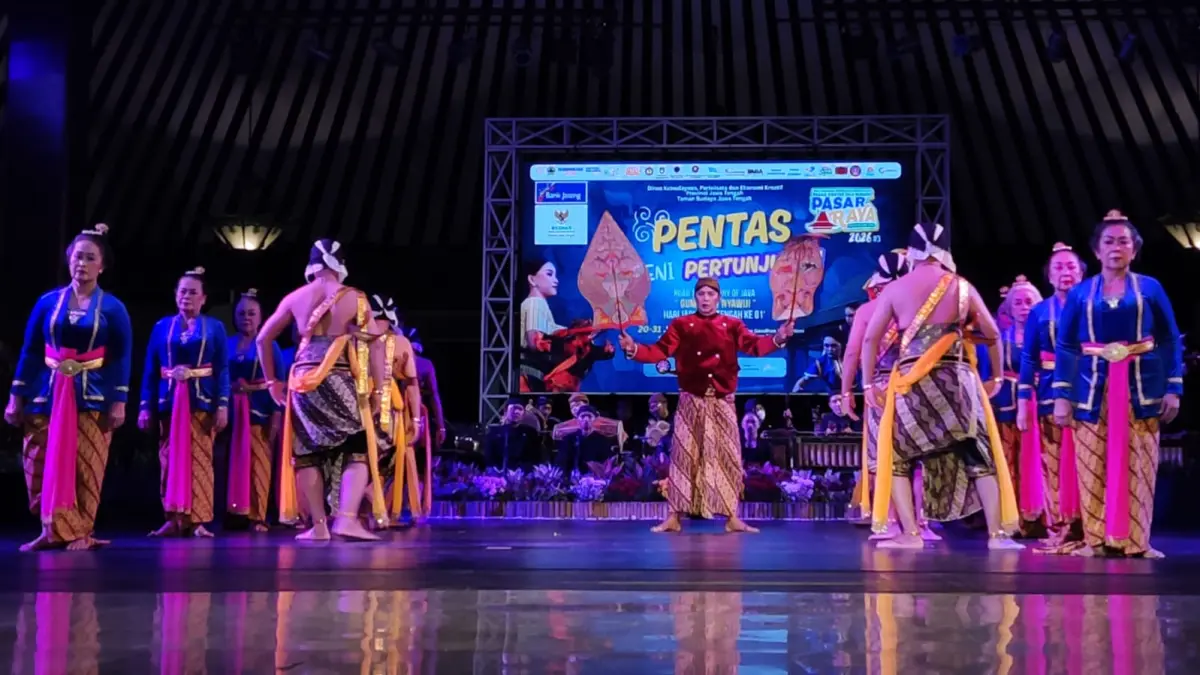 Pementasan yang digelar di Gedung Kesenian Taman Budaya Jawa Tengah (TBJT), Jumat (31/7/2026). (Hernjndya Jalu/Radar Solo)