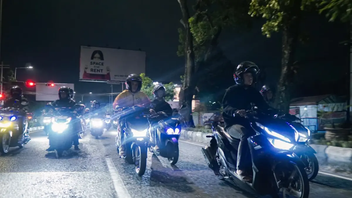 Night Ride Vario EVO 160 Pecahkan Antusiasme Pecinta Skutik di Solo, 260 Bikers Padati Kopinan24 Colomadu (Honda Jateng)