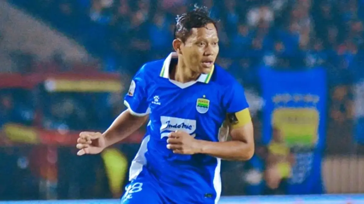 Pemain Persib Bandung Adam Alis. (Persib)