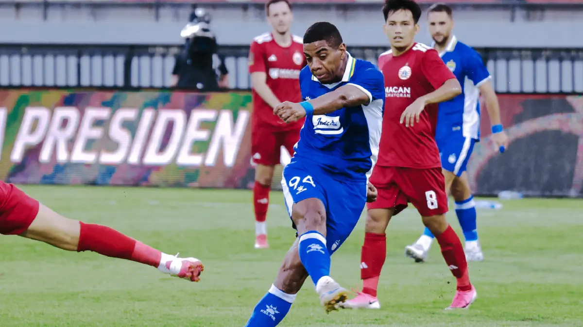 Persib Bandung pastikan lolos final Piala Presiden 2026 usai tumbangkan Persija Jakarta. (Instagram Persib)