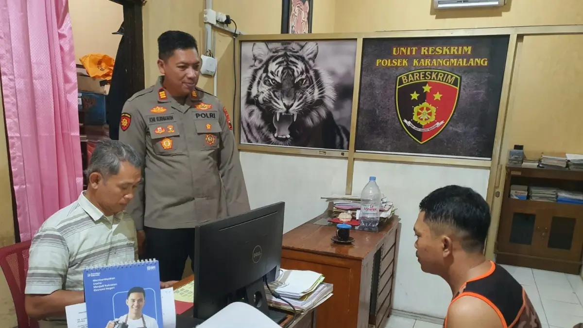 RSA, pelaku pencurian rumah di berbagai daerah diinterogasi Polres Sragen. (Ahmad Khairudin/Radar Solo)