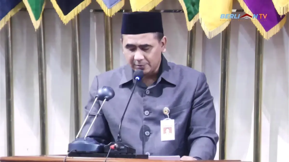 Wakil Gubernur Taj Yasin hadir dalam pembahasan Rancangan Peraturan Daerah (Raperda) tentang Pembentukan Dana Cadangan Pemilihan Gubernur dan Wakil Gubernur Jawa Tengah Tahun 2029.&nbsp;