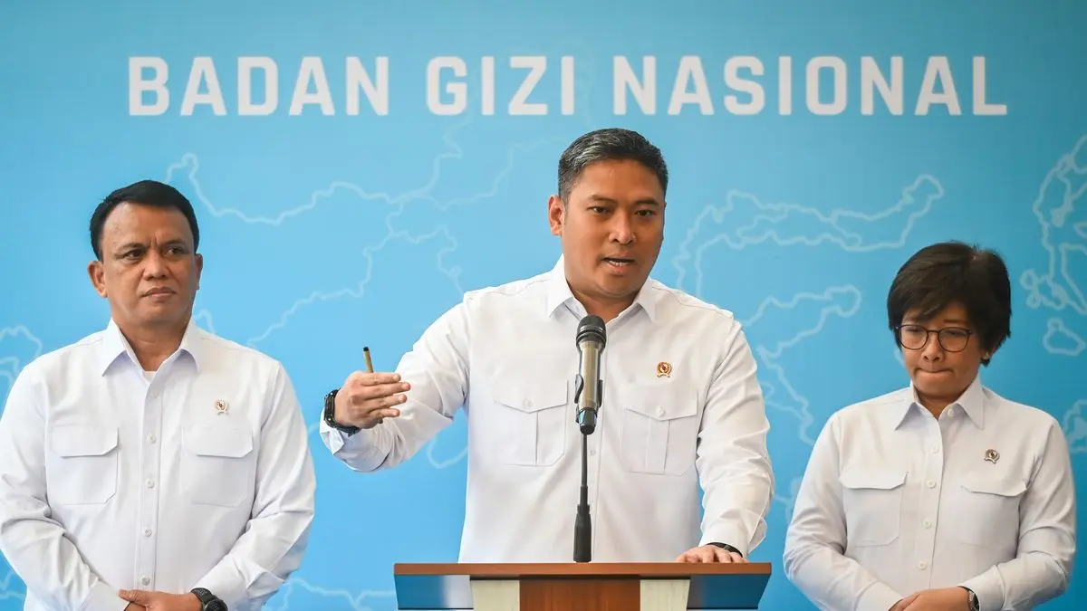 Keracunan MBG di Sejumlah Daerah, BGN Minta Maaf Siapkan Aturan Baru hingga Sanksi Dapur (ANTARA FOTO/Rivan Awal Lingga)