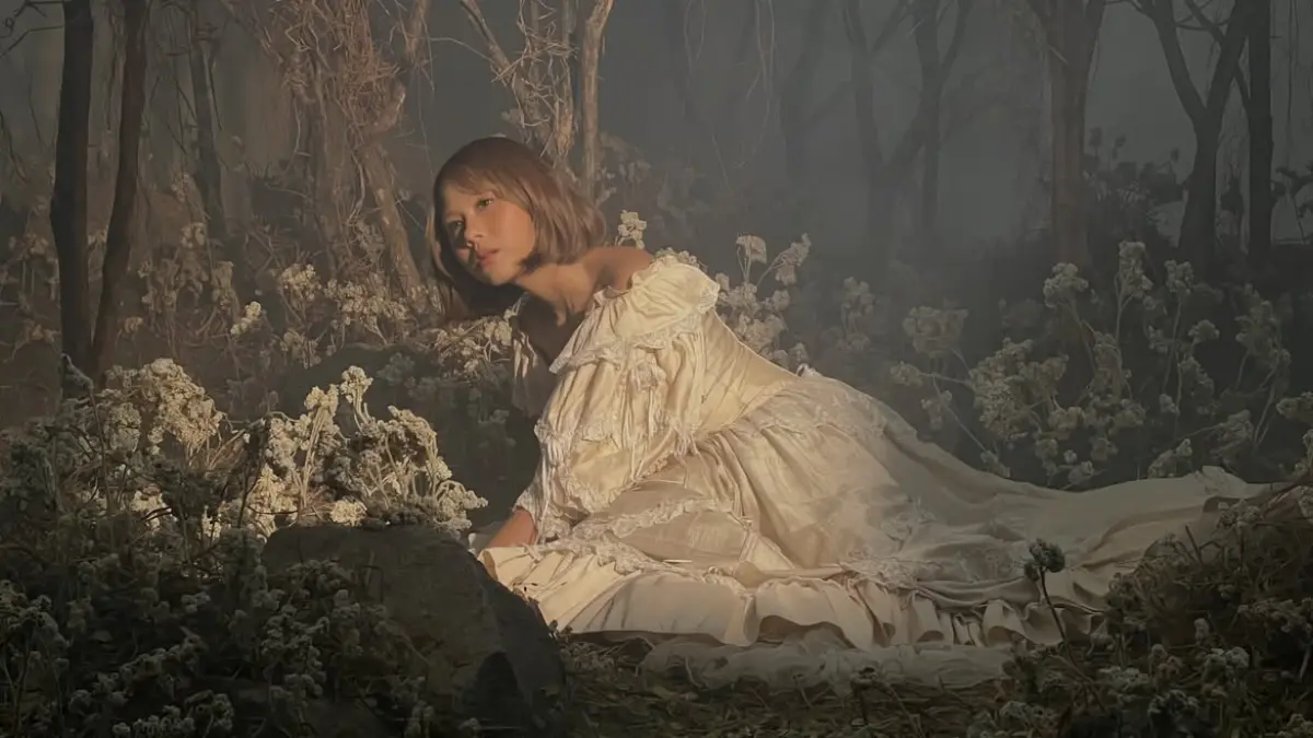 Nadin Amizah Rilis Single Terbaru Berjudul Moonlight. (Instagram: cakecaine)