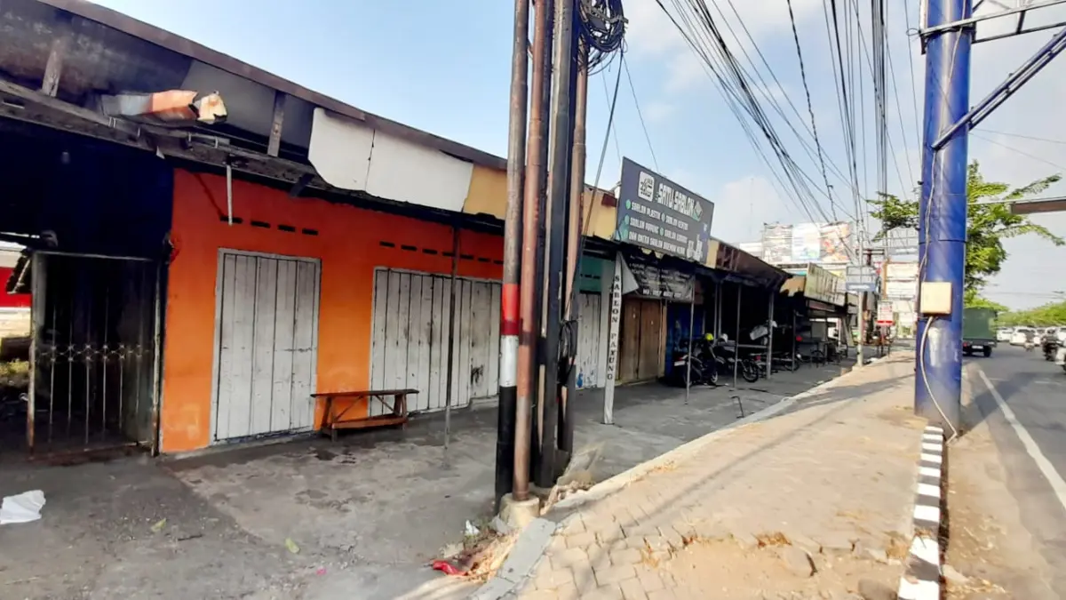 Pasar Papahan, Tasikmadu di lokasi strategis pintu masuk Kota Karanganyar. (Rudi Hartono/Radar Solo ) 