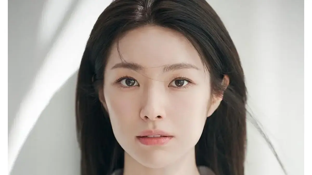 Ha Young. (Soompi)