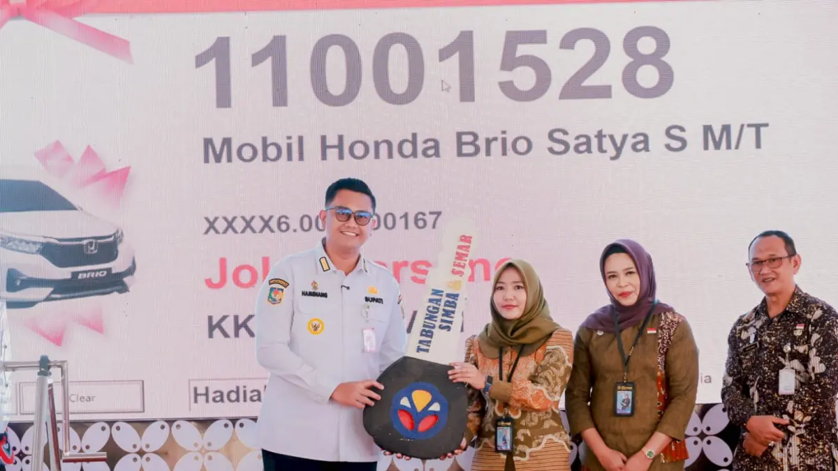 Bupati Klaten Hamenang Wajar Ismoyo saat menghadiri Gebyar Undian Tabungan Semar dan Simba PT BPR Bank Klaten (Perseroda), Rabu (13/8/2026). (Dokumentasi Bagian Prokopim Setda Klaten)