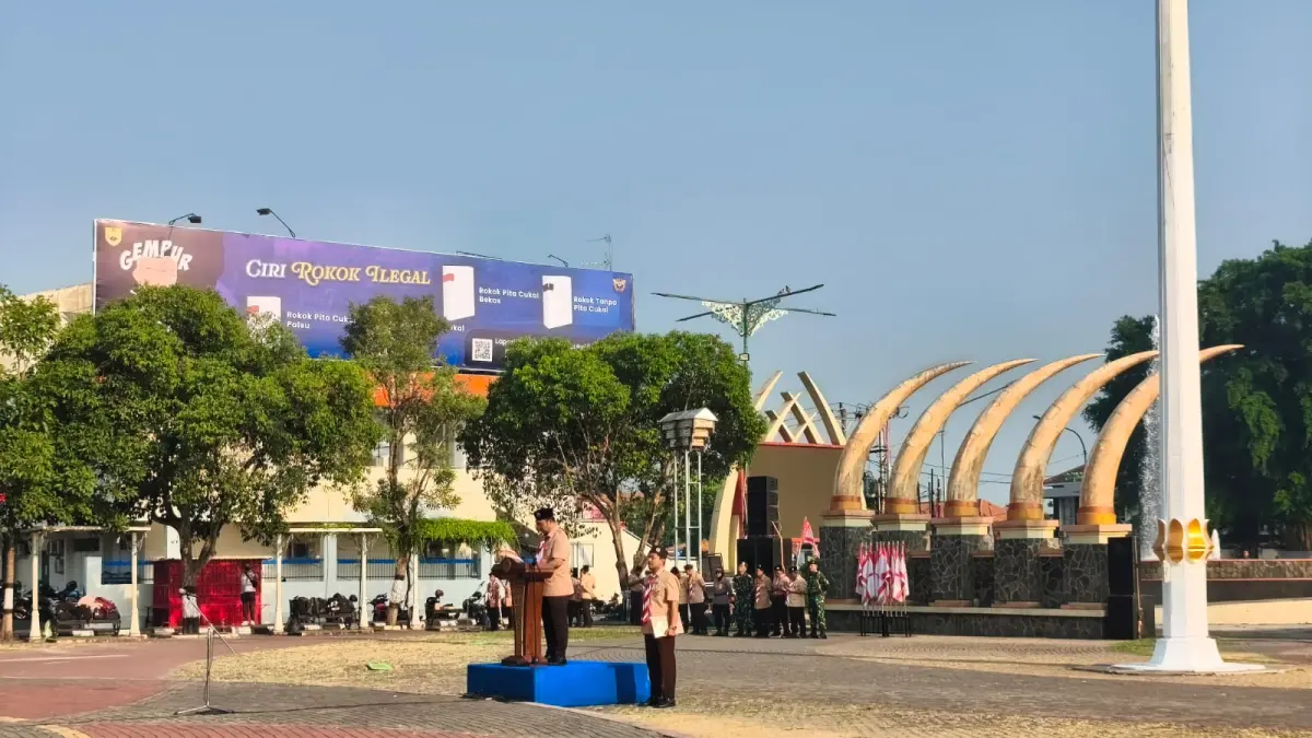 Upacara memperingati Hari Pramuka ke-65 tingkat Kabupaten Sragen di Alun-alun Sasana Langen Putra, Sragen, pada Jumat (14/8/2026) pagi. (Ahmad Khairudin/Radar Solo) 