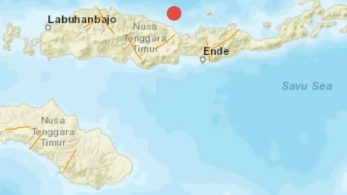 Gempa NTT M 7,0 mengguncang Nagekeo hari ini, Sabtu (15/8/2026) pagi. BMKG menyebut gempa berpotensi tsunami. Warga di wilayah terdampak diminta waspada dan mengikuti informasi resmi terbaru.