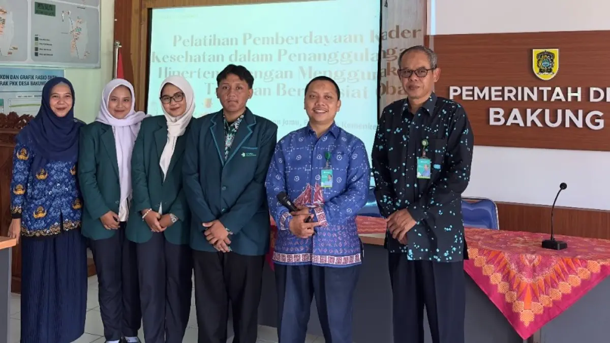 PEMAPARAN MATERI: Kemenkes Surakarta gelar pelatihan mengenai penatalaksanaan hipertensi sekaligus pemanfaatan tanaman berkhasiat obat. (IWAN KAWUL/RADAR SOLO)&nbsp;