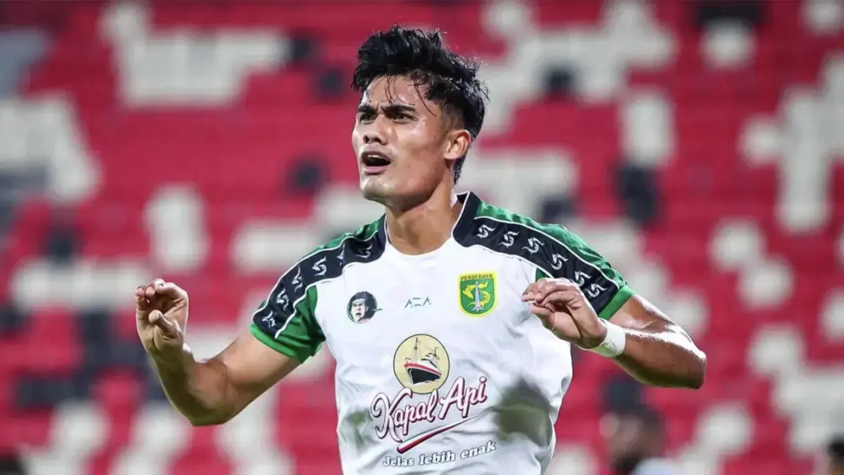 Selebrasi striker Persebaya, Ramadhan Sananta usai merobek gawang Persib di final Piala Presiden 2026. Persebaya Surabaya makin percaya diri menghadapi Super League 2026-2027 setelah tampil perkasa dan menjuarai Piala Presiden 2026. (Antara)
