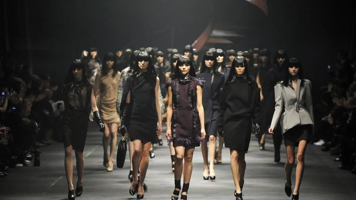 Tren fashion dan budaya 2010-an kembali populer di 2026 lewat fenomena "2026 is the new 2016".