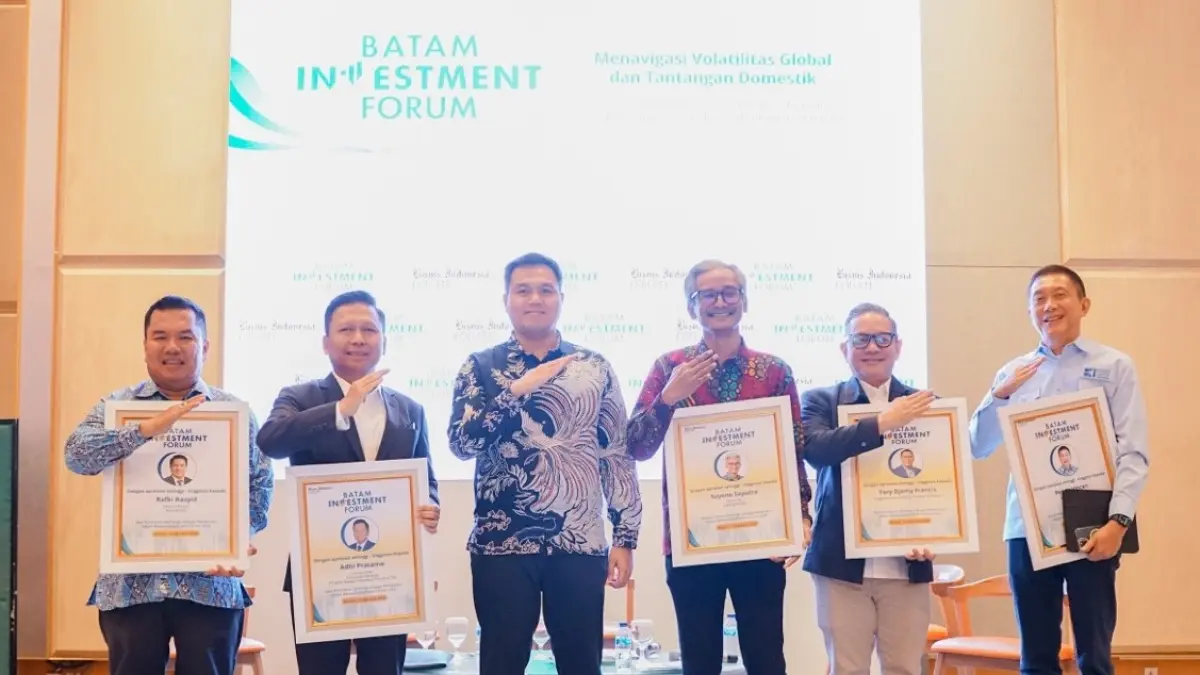 Forum Batam Investment Forum 2026 di Batam pada Kamis (13/8/2026). Forum ini dihadiri oleh Group Head Corporate Banking 4 BRI Adhi Pratama, Deputi Bidang Investasi BP Batam Fary Djemy Francis, Direktur Investasi BP Batam Dendi Gustinandar, Kepala OJK Kepulauan Riau Sinar Danandjaya, serta Wakil Ketua Umum HKI Wilayah Kepulauan Riau Peter Vincent. (DOK.BRI)