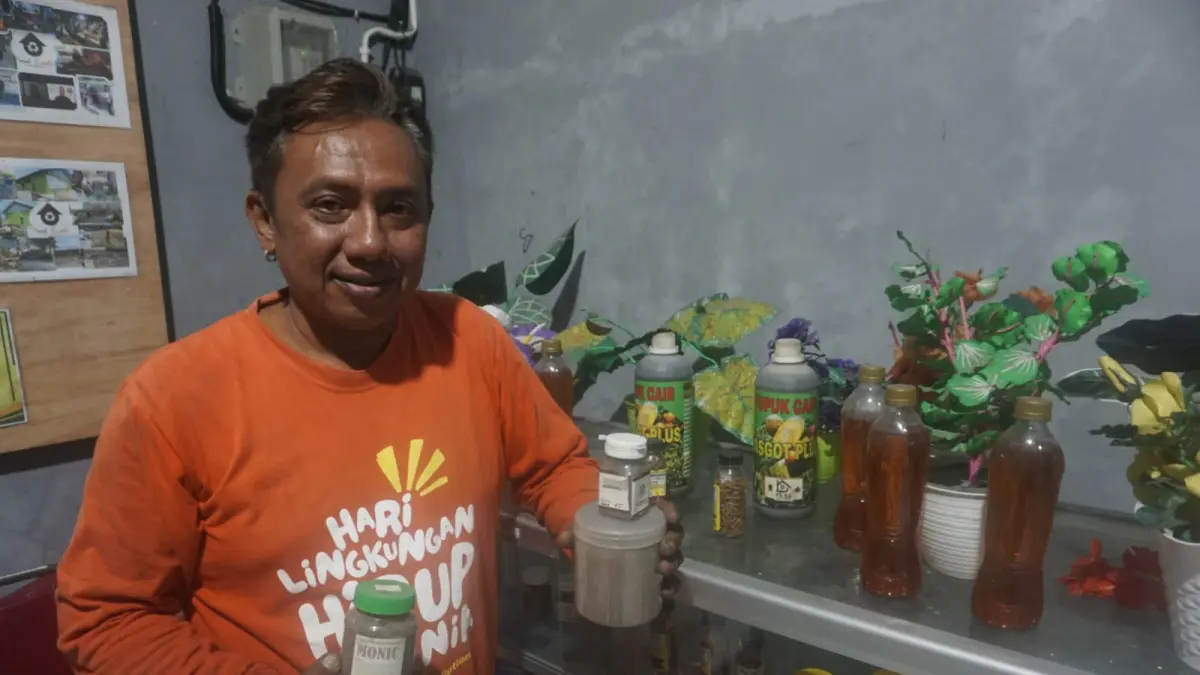 Mateus Eddy Nugroho pejuang lingkungan dari Desa Gempol, Kecamatan Karanganom, Klaten. (ANGGA PURENDA/KLATEN)