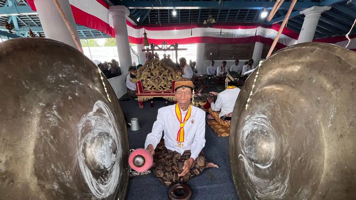 Gamelan menandai sekaten Keraton Surakarta dibunyikan. (M Ihsan/Radar Solo).