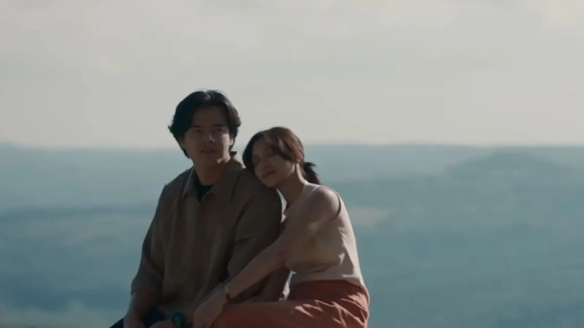 Film Sore: Istri Dari Masa Depan yang sempat terpilih menjadi wakil resmi Indonesia untuk kategori Best International Feature Film di ajang Academy Awards ke-98, namun gugur saat pengumuman daftar pendek.