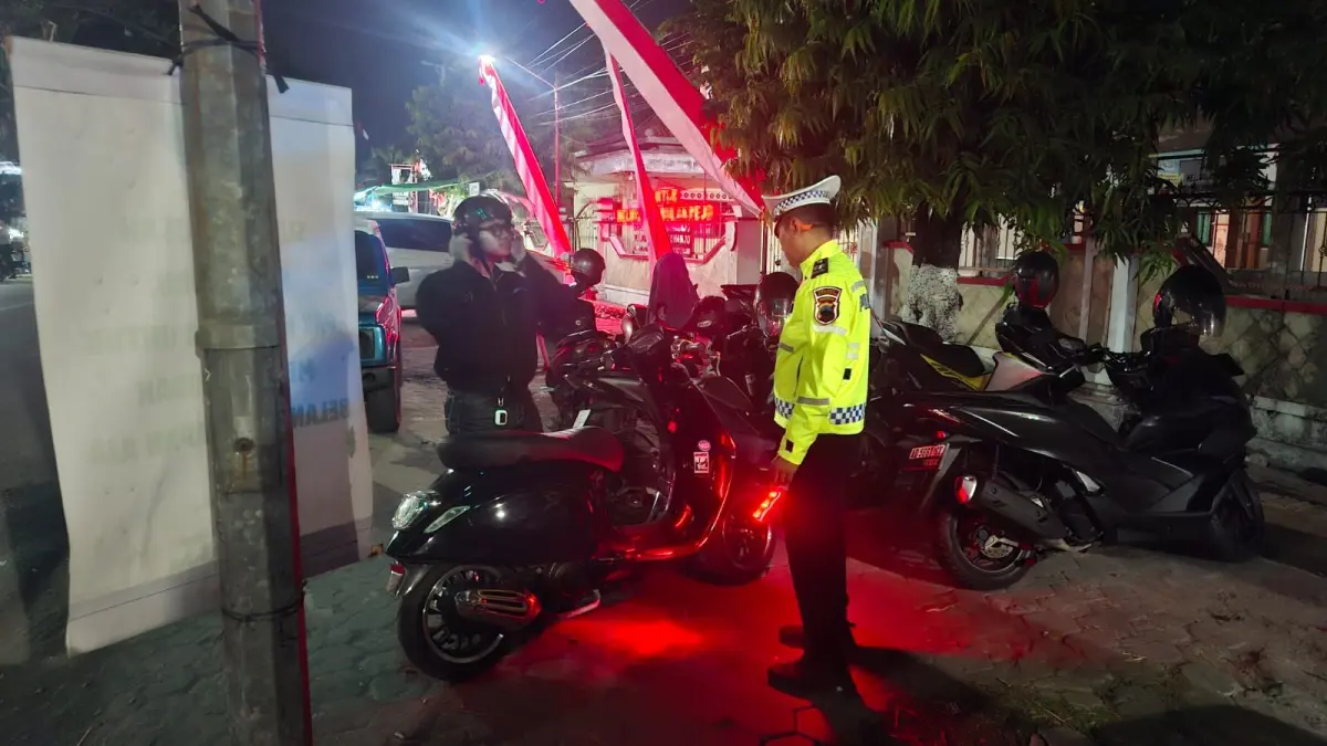 Giat patroli malam yang digelar jajaran Polres Sukoharjo, Sabtu (22/8). (Iwan Kawul/Radar Solo)