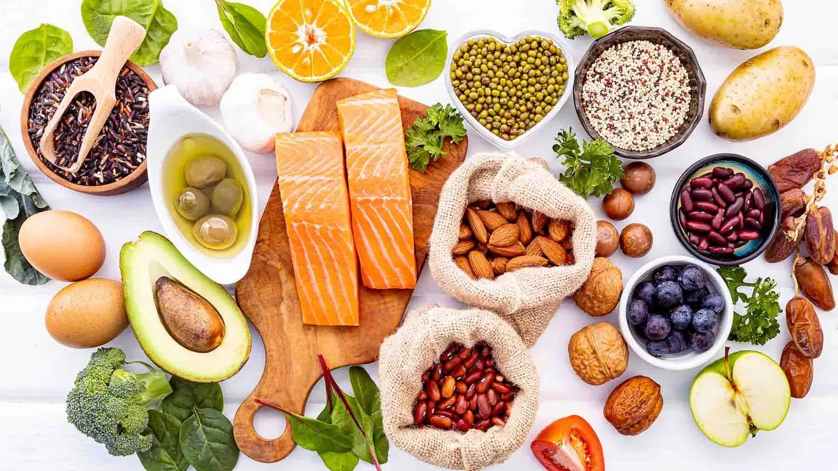 Hubungan usus dan otak melalui gut-brain axis membuktikan bahwa makanan memengaruhi suasana hati. 