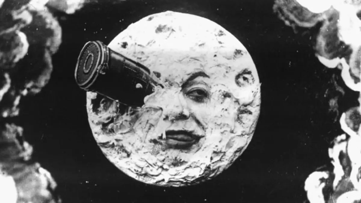 Film A Trip to the Moon (1902) menjadi bukti ilusi optik ciptaannya sebelum era CGI.