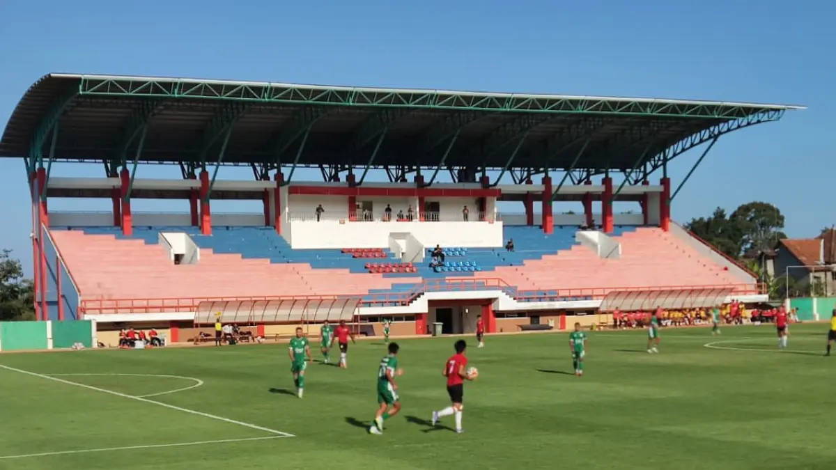 Laga Persis Solo melawan PSMS Medan di Stadion Kebogiro, Boyolali, Kamis sore (27/8/2026). (Hernindya Jalu/Radar Solo)