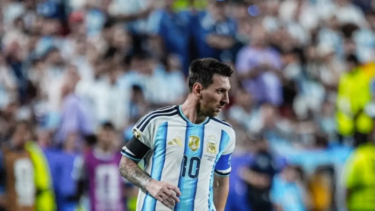 Lionel Messi resmi mengakhiri perjalanan panjangnya bersama tim nasional Argentina. (Instagram: leomessi)