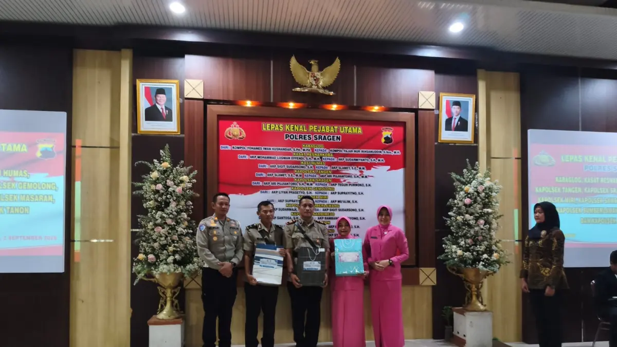 Sejumlah pejabat Polres Sragen yang dirotasi, Rabu (2/9/2026). (Ahmad Khairudin/Radar Solo)